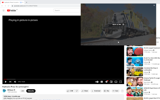 PiP (Picture in picture) screenshot